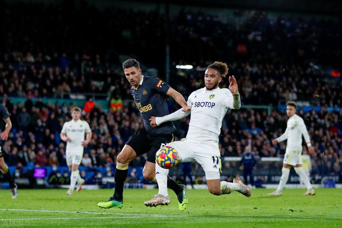 关于英超战后总结,教练讲述控球与反击战术的结合逻辑的信息 关于英超战后总结,教练讲述控球与反击战术的结合逻辑的信息