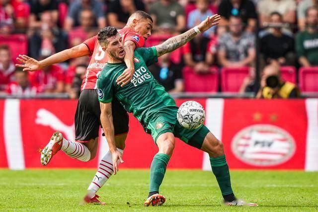 德甲比赛精彩瞬间不断,战术变化引爆全场的简单介绍 德甲比赛精彩瞬间不断,战术变化引爆全场的简单介绍