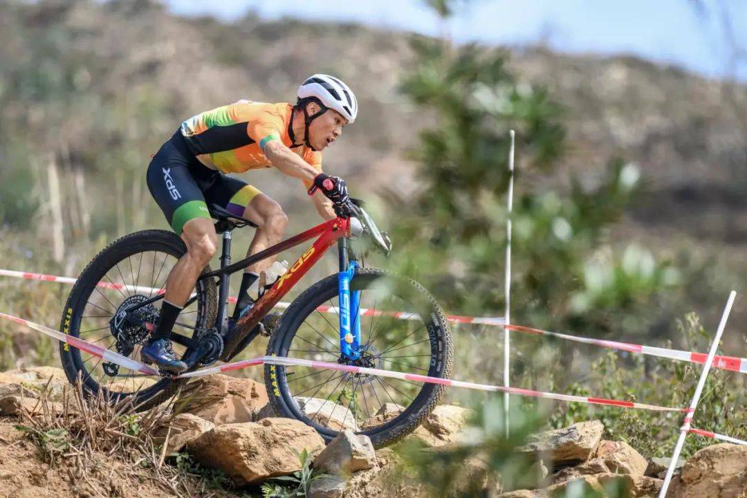 山地探险穿越赛，享受自然极限乐趣