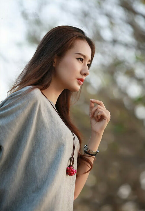 _湖人稳中求胜，再度焕发昔日光彩_，湖人险胜