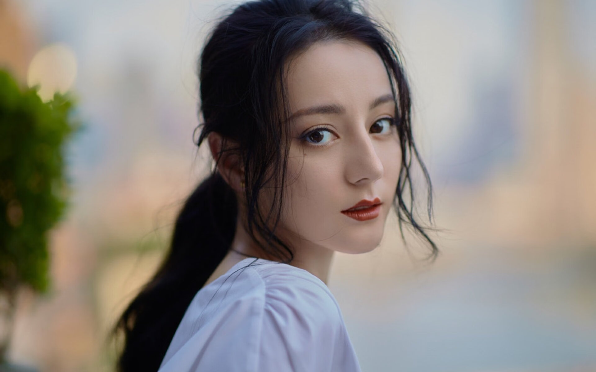 球场“铁血防线”——挡住一切进攻的最强堡垒，铁血防守vs极致进攻