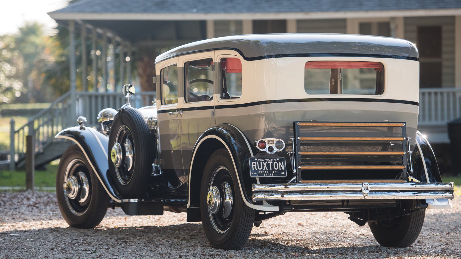 Leyu Sports (乐鱼体育)-《伦纳德表现出色，带领球队拼搏至最后一刻》，伦纳德霸气