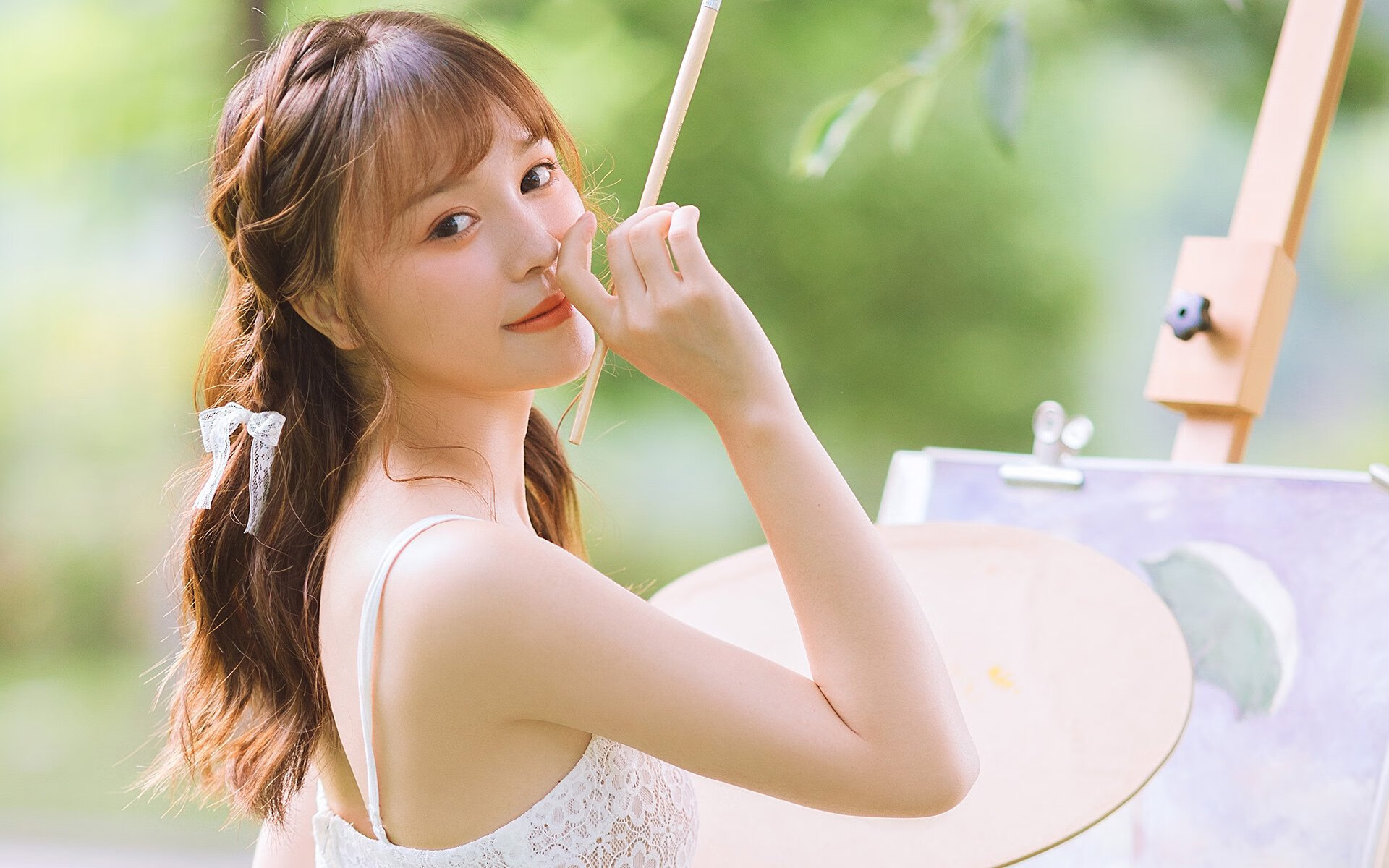 LEYU SPORTS中国官方网站-勒沃库森客场失利，争冠希望渐行渐远，勒沃库森精选球员