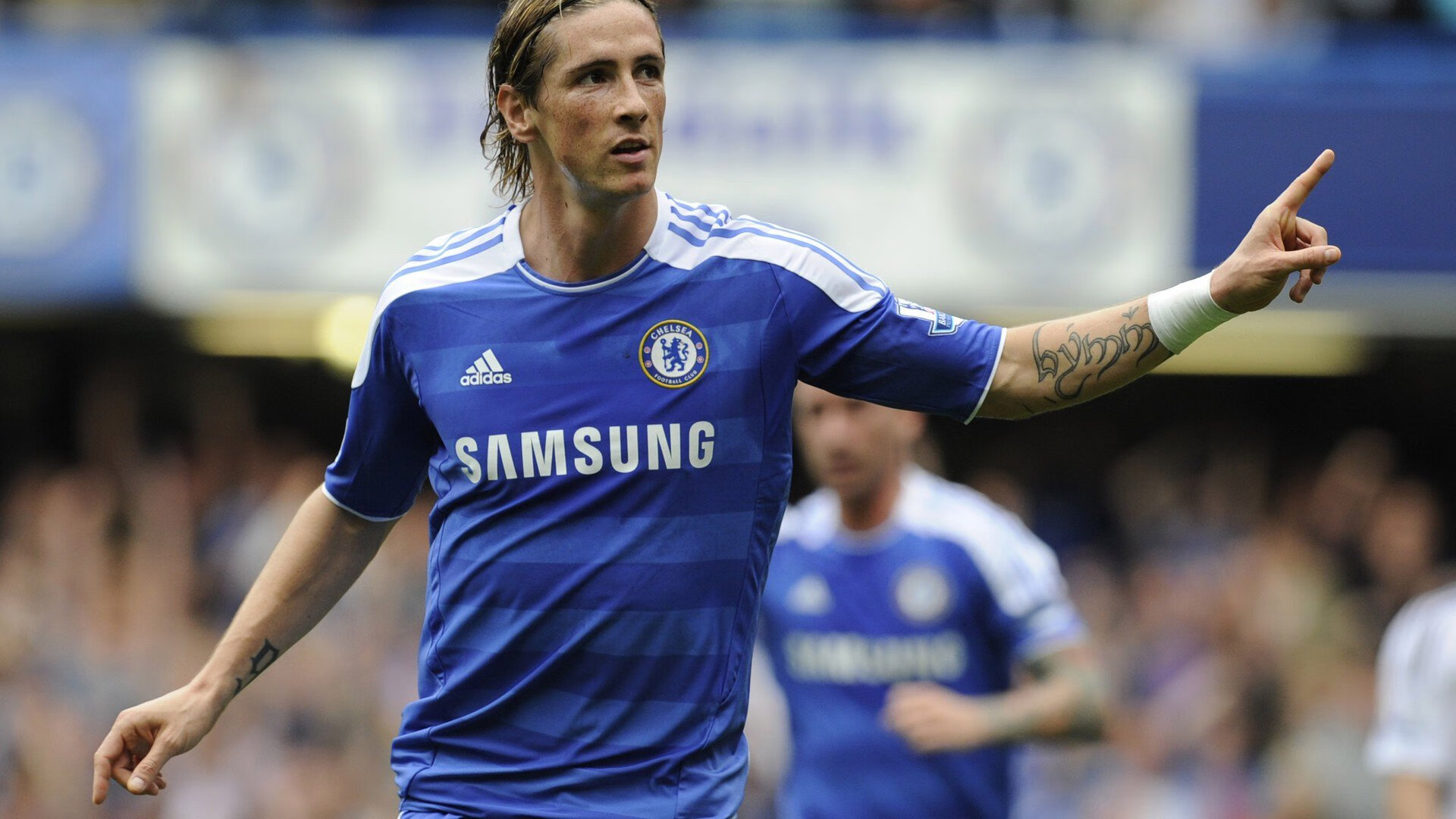 比利亚雷亚尔主场小胜,继续向前迈进西甲联赛,比利亚雷亚尔队史冠军