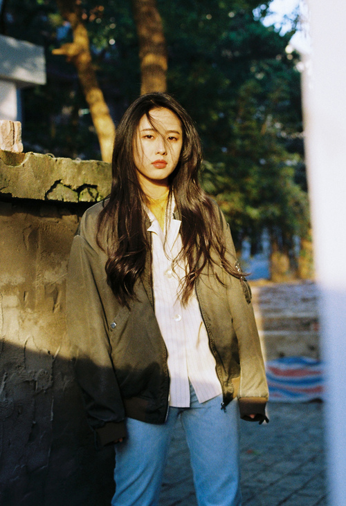 乐鱼app-球员积极参与社区公益活动树立良好榜样传播体育正能量，为社区体育撰写宣传标语